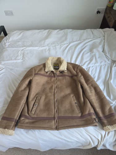 Men atlas for - men, camel