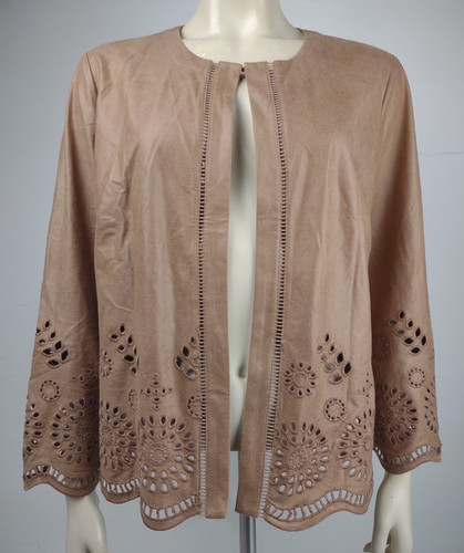 Nwt chico classic - nwt, camel